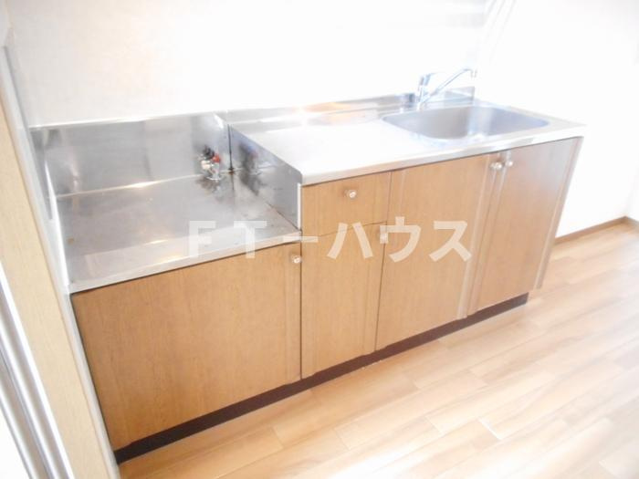 レジデンスヒルトップ Ⅴのキッチン|独立キッチン
