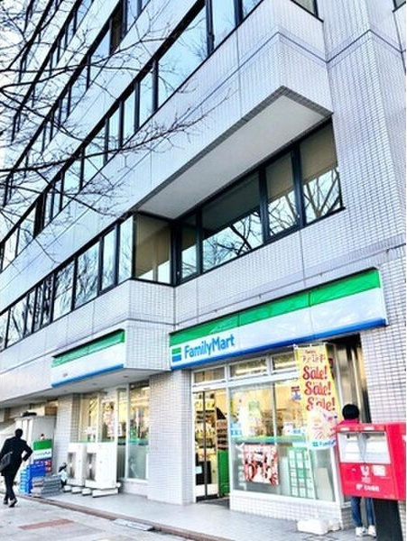 ライブコート泉の周辺