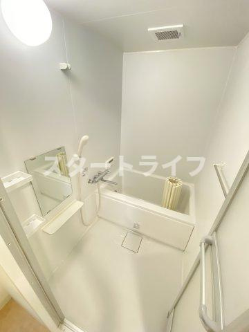 大阪市淀川区西中島２丁目の賃貸マンションの浴室|参考写真