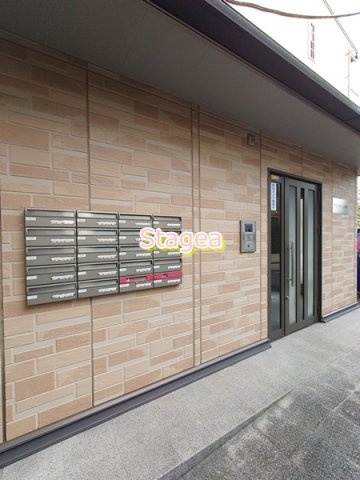 マイシティ上小町のエントランス