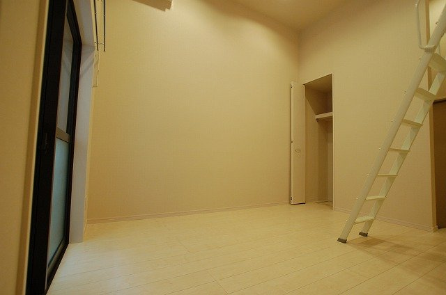 MarinStudio和白