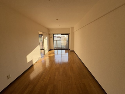 【居間・リビング】 | モーニングパーク朝霞 | 別のお部屋の写真です