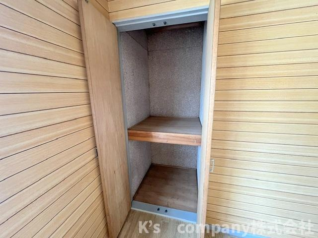 ◎高座郡寒川町一之宮3丁目　テラスハウスの収納|洋室の収納スペース◇