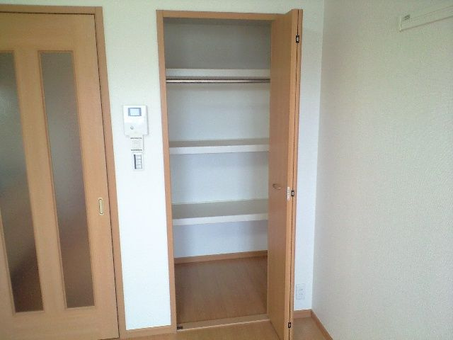 サンリット　オカの収納