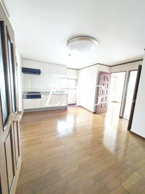 【居間・リビング】 | グレイス稲城 | 洋室のお部屋です。