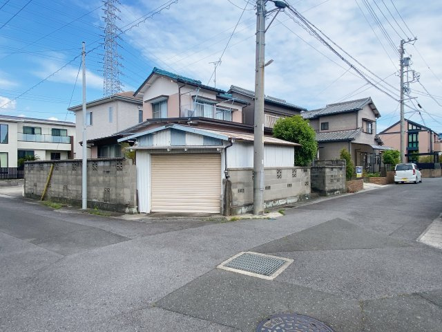 知多市新舞子字浜田の前面道路含む現地写真