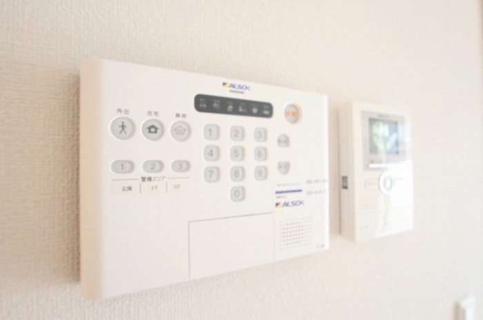 D-room西長住のセキュリティ|101 セキュリティ