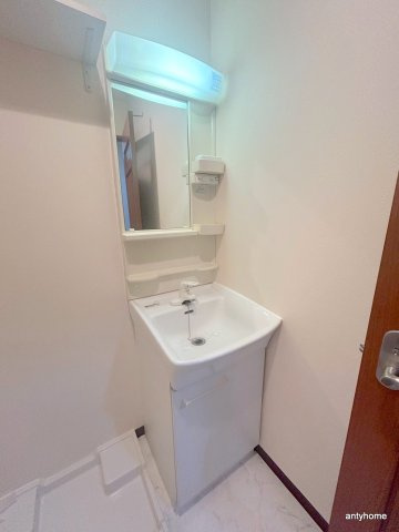 ラクラス高殿　仲介手数料無料の洗面所