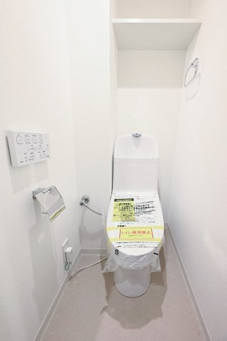 グラントレゾール小岩イーストテラス（4階部分）／仲介手数料無料／新規フルリノベーションのトイレ