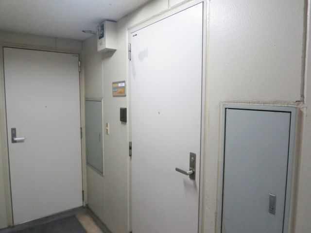 ＴＫグレイスビルの玄関|玄関扉です☆