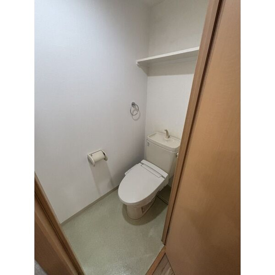 【トイレ】 | パンシオン千種 | 落ち着いた色調のトイレです