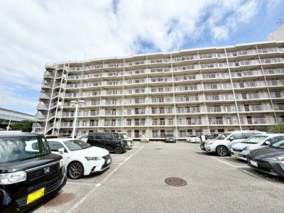 【駐車場】 | エクセラート北助松 | 全居室窓あります！風通しがよく明るい室内に気持が明るくなりますね！