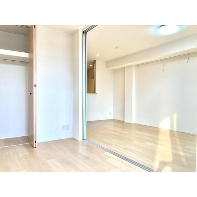 大和市西鶴間４丁目の賃貸マンションの居間・リビング