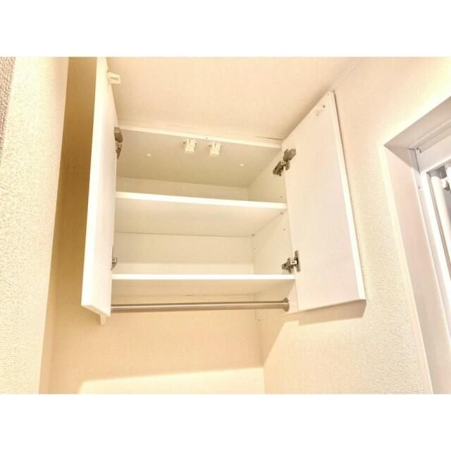 大和市西鶴間４丁目の賃貸マンションの収納