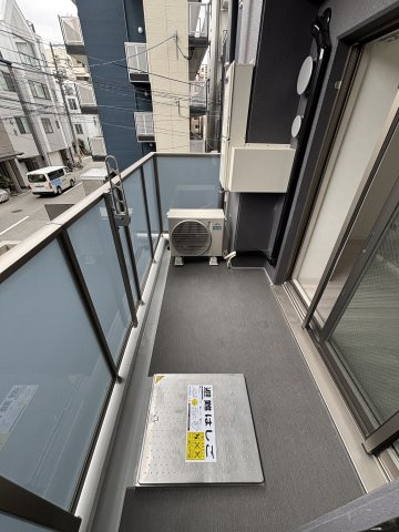 プレサンス九条グランデリーヴのバルコニー