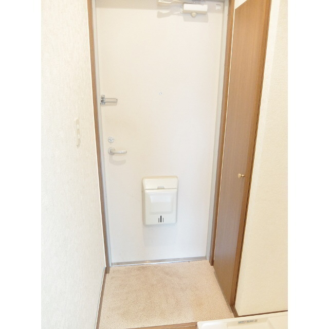 アンプルール フェール レーベンの玄関