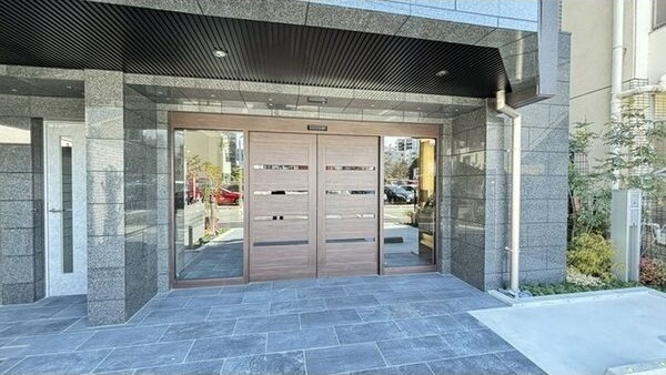 プレサンスロジェ名古屋駅GATE　FRONTのエントランス