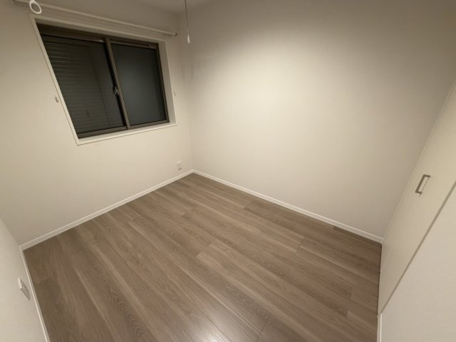シャーメゾンマーレ竹下の洋室