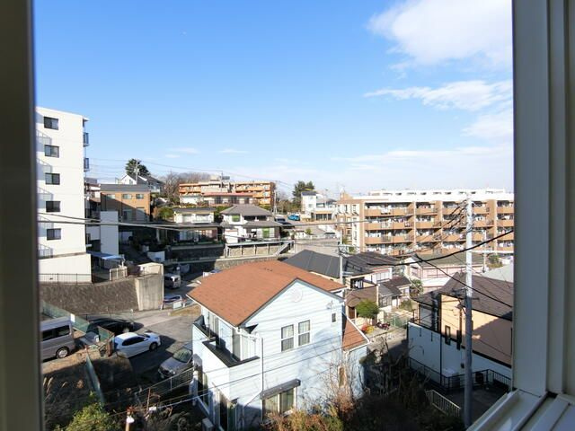 アイヴィーサ鶴ヶ峰の展望