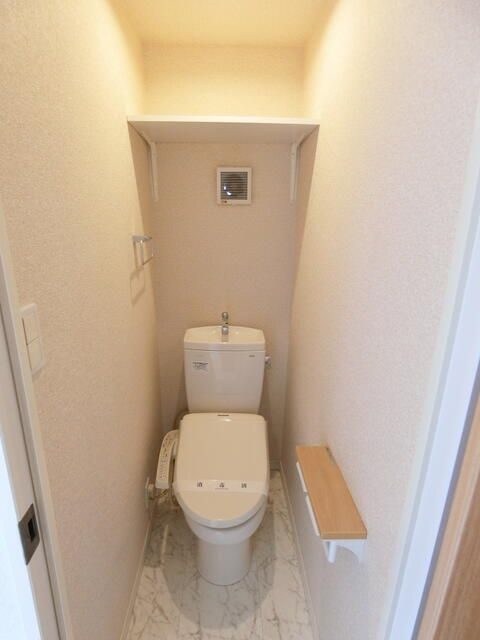 アイヴィーサ鶴ヶ峰のトイレ
