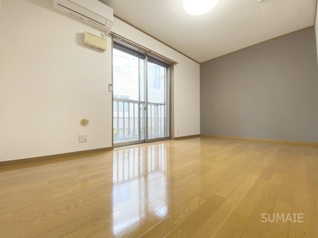 ＳＴＥＰ．Ｉ日進の居間・リビング|南向きのリビングです！