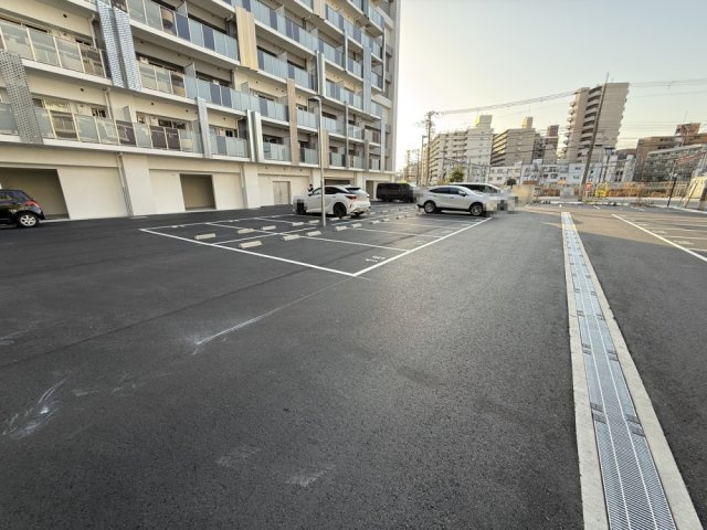 【駐車場】ブランシエスタ南吹田パークサイド