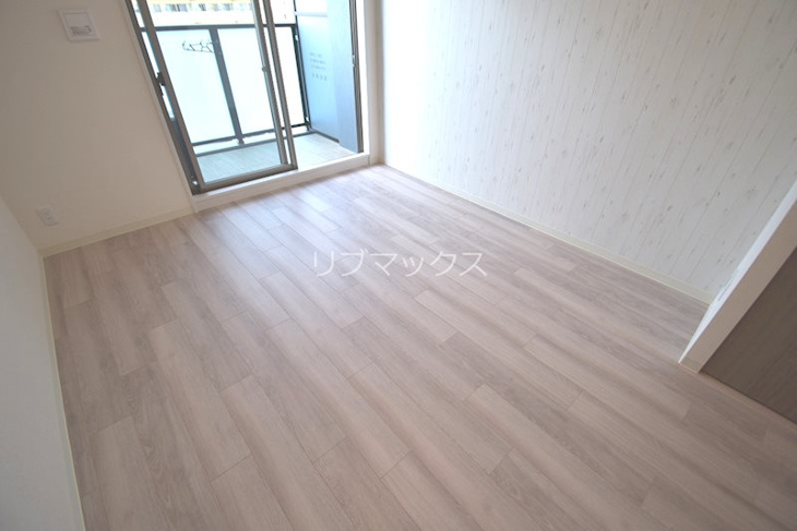 【居間・リビング】プレサンス西中島南方セレスト 