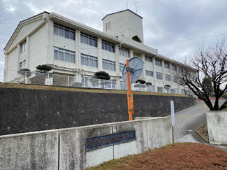 【周辺】 | エステート鶴牧 | 市立鶴牧中学校まで徒歩１１分