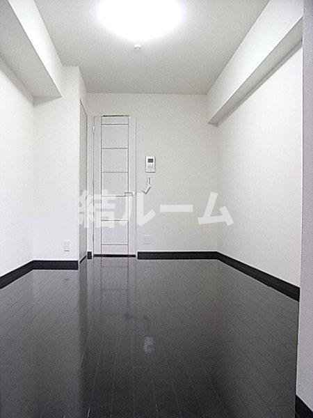 板橋区大谷口上町の賃貸マンションの居間・リビング