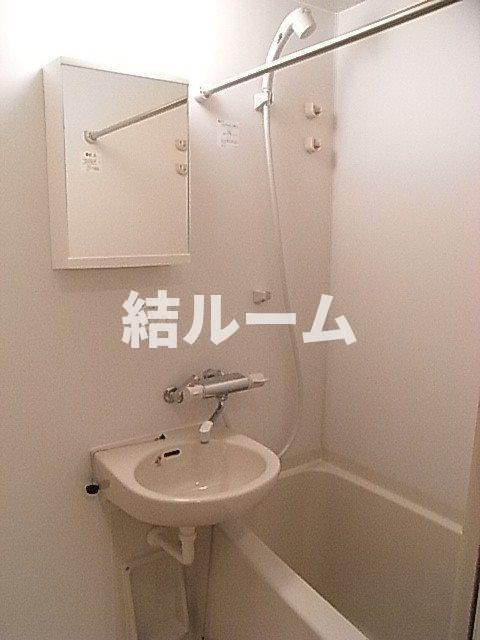 板橋区大谷口上町の賃貸マンションの浴室