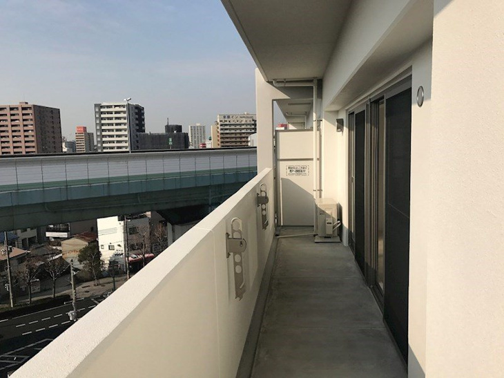 【バルコニー】ハナミズキ福島 