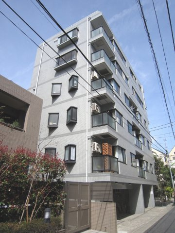 クレア学芸大学の外観