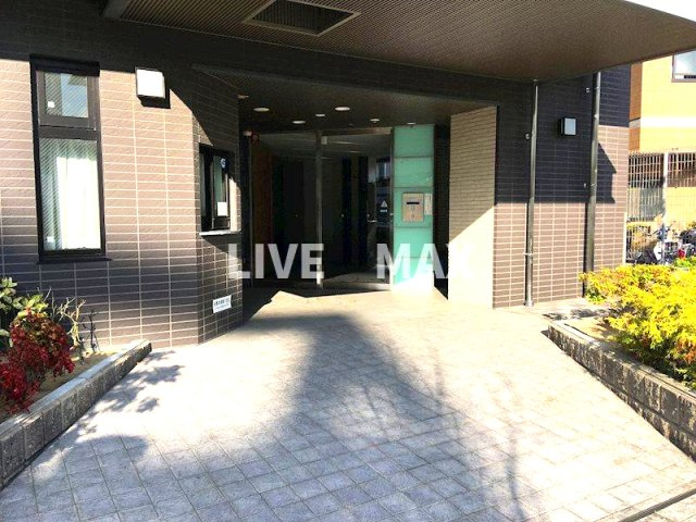 【エントランス】レジュールアッシュ北大阪GRAND STAGE 