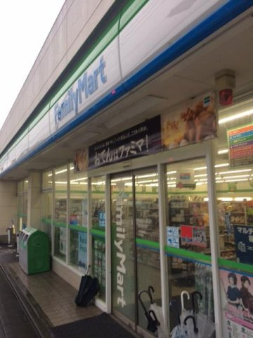レオパレス日吉町の周辺|コンビニ
