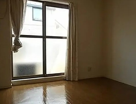 ベアパレスＡ棟の寝室