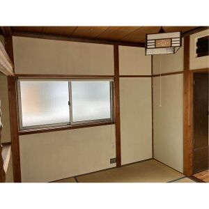 飛高町泉74貸家の和室