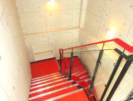 寿建物付土地の内装