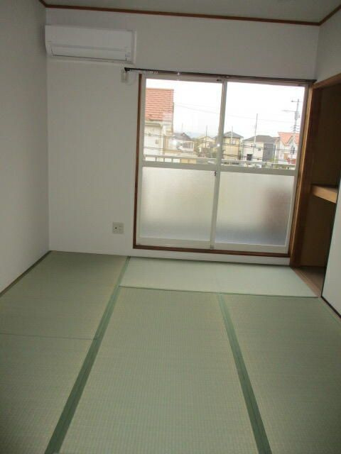テラスハウスあしたかの和室