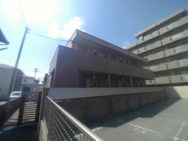 プチオランジェ