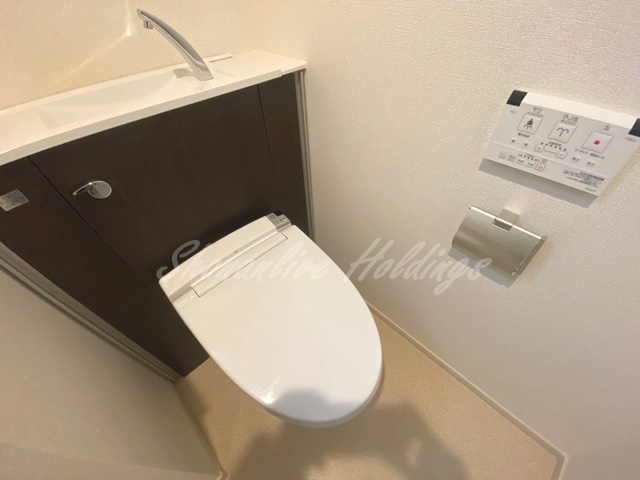 藤沢市辻堂５丁目の賃貸マンションのトイレ|清潔感のあるトイレです