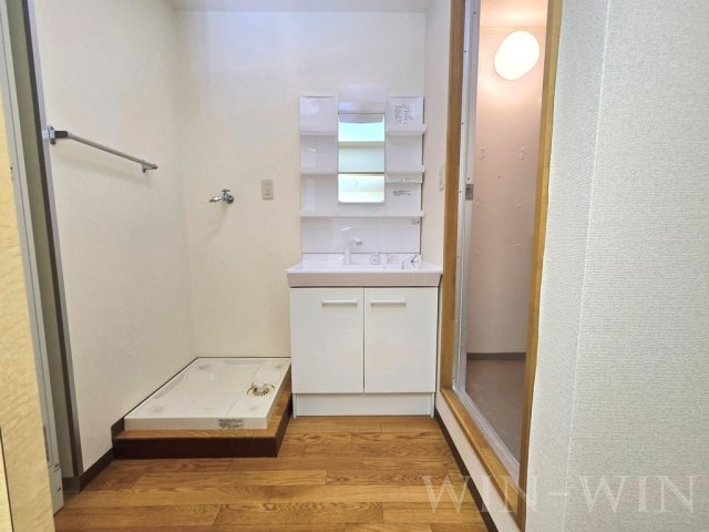 ヴァンティーアの洗面所|イメージ（同建物内別部屋の写真です）