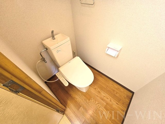 ヴァンティーアのトイレ|イメージ（同建物内別部屋の写真です）