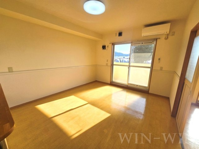 ヴァンティーアの居間・リビング|イメージ（同建物内別部屋の写真です）