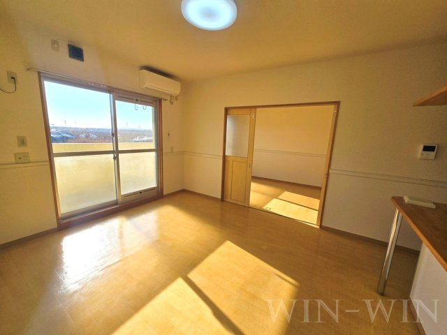 ヴァンティーアの居間・リビング|イメージ（同建物内別部屋の写真です）