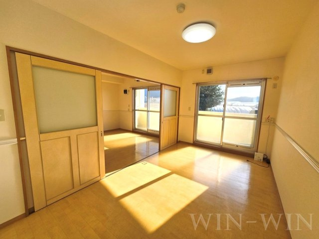 ヴァンティーアの居間・リビング|イメージ（同建物内別部屋の写真です）