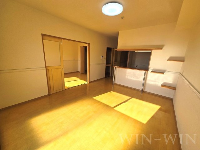 ヴァンティーアの居間・リビング|イメージ（同建物内別部屋の写真です）