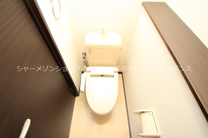 レオネクストムラヤマⅢのトイレ|温水洗浄便座付き