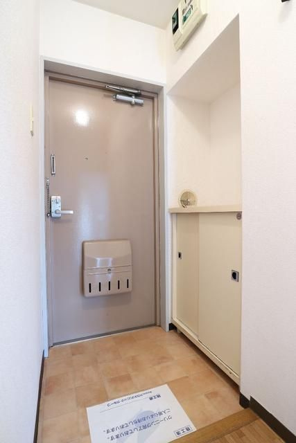 パストラル山口の玄関