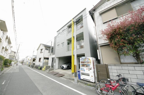 敷地内に駐輪場があります！