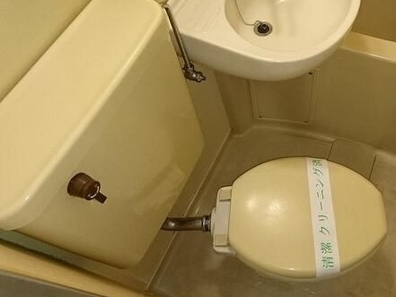 横浜市旭区二俣川１丁目のアパートのトイレ